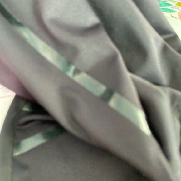 Fila Workout Black Capri's Size XL - Picture 7 of 7